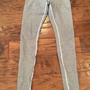Lululemon wonder under leggings size 6